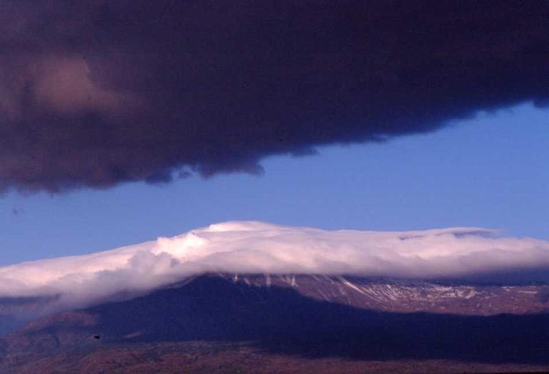 49-Taormina,Etna all'alba,13 aprile 1998.jpg